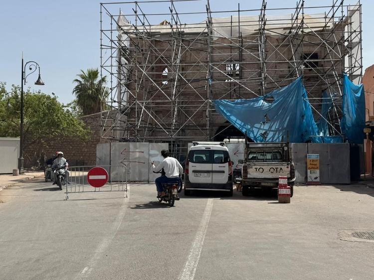 الزيارة الملكية المرتقبة تنهي معاناة ساكنة وتجار باب احمر