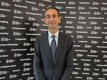 Salute, Guidi (Fineco): "Bene vivere più a lungo ma pianificare anche futuro finanziario"