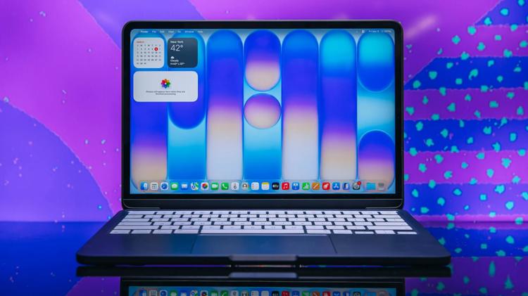 the apple macbook neo
