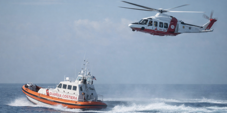 Ragazzo disperso in mare a Noto, ricerche senza sosta