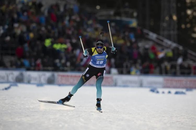 BIATHLON - Auteur d’un doublé, les Norvégiens Johannes et Tarjei Boe ont marqué les esprits lors du sprint à Östersund. De leur côté, Martin Fourcade et les bleus ont de quoi se rassurer…