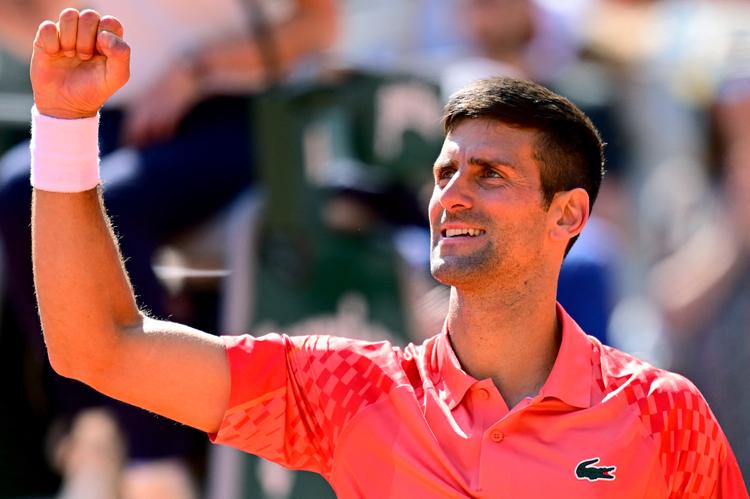 Djokovic vence peruano Juan Pablo Varillas e vai às quartas em Roland Garros