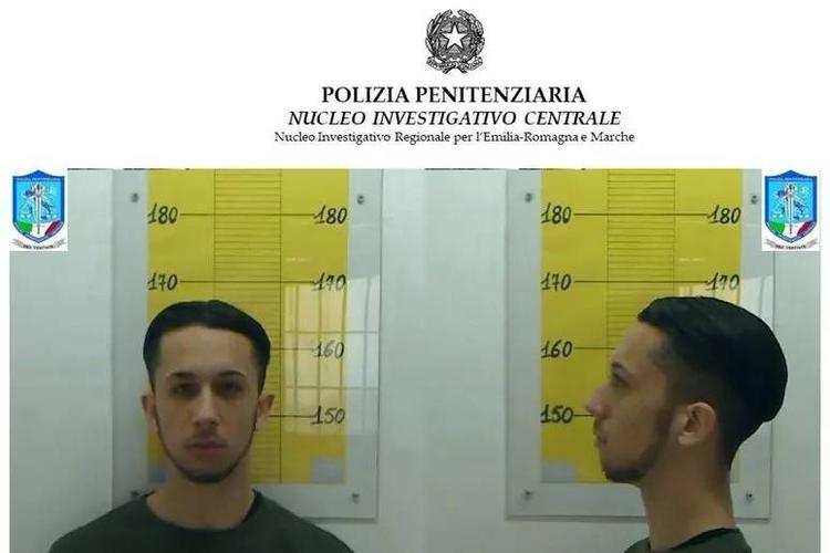Strage di Corinaldo, il detenuto Cavallari incendia la cella e aggredisce due agenti