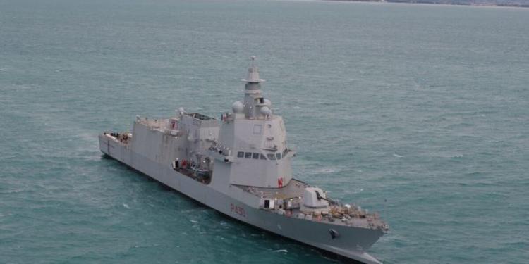 Nave della Marina italiana abborda al largo di Pantelleria una petroliera della “flotta ombra” russa