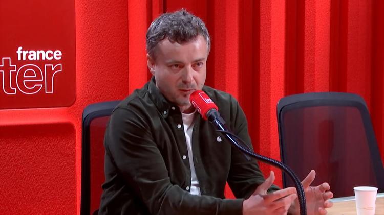 "À chacun des viols, mon cerveau se déconnectait" : Le journaliste Frédéric Pommier révèle les violences sexuelles subies enfant