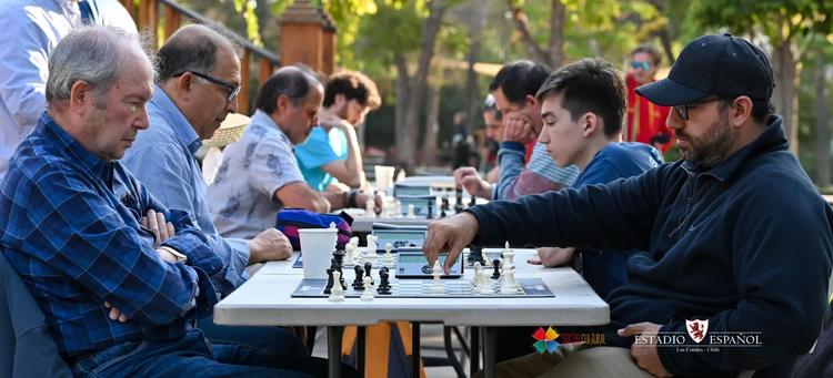 Ajedrez y estrategia marcan el encuentro “Copa Asturias”
