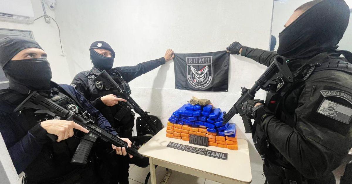 Guarda Municipal apreende cerca de 40 kg de maconha após perseguição em Itapema
