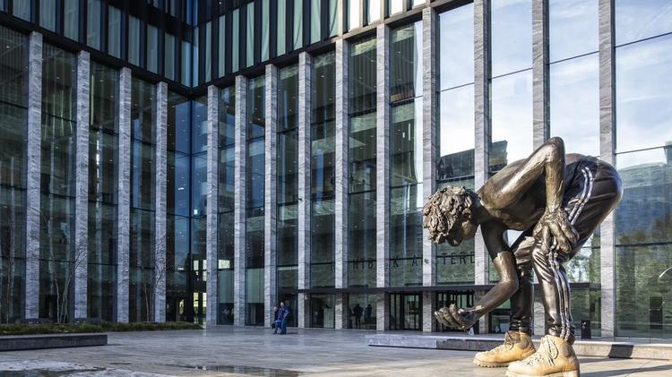 12 jaar cel geëist tegen ambtenaar voor corruptie en link met zwaar geweld