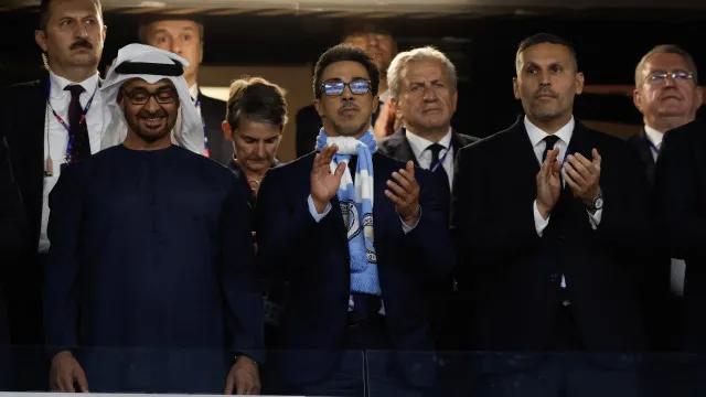 Gary Neville só vê "um castigo apropriado" para o Manchester City