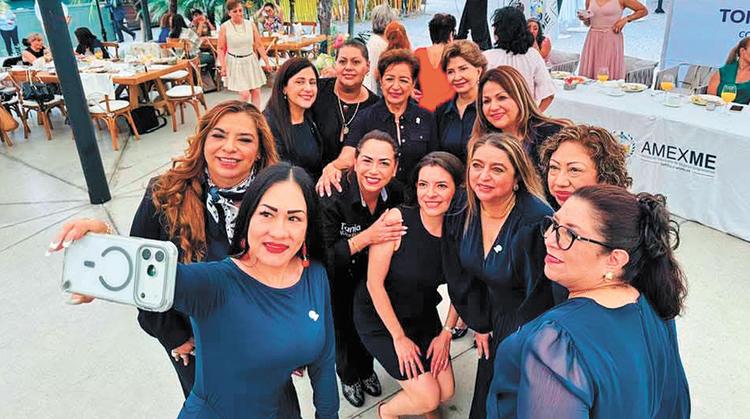 Tania Valentina respalda al nuevo Consejo Directivo de AMEXME Capítulo Morelos