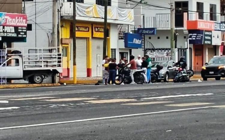Motociclista fallece tras brutal impacto contra camioneta en la carretera federal Cuernavaca - Taxco