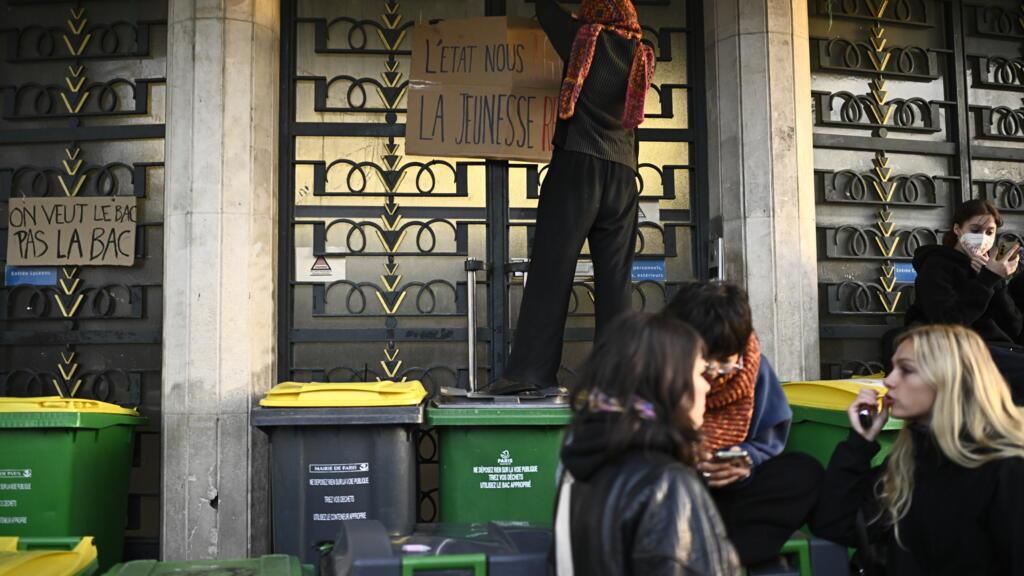 Toujours des blocages au lendemain de la cinquième journée de mobilisation lycéenne