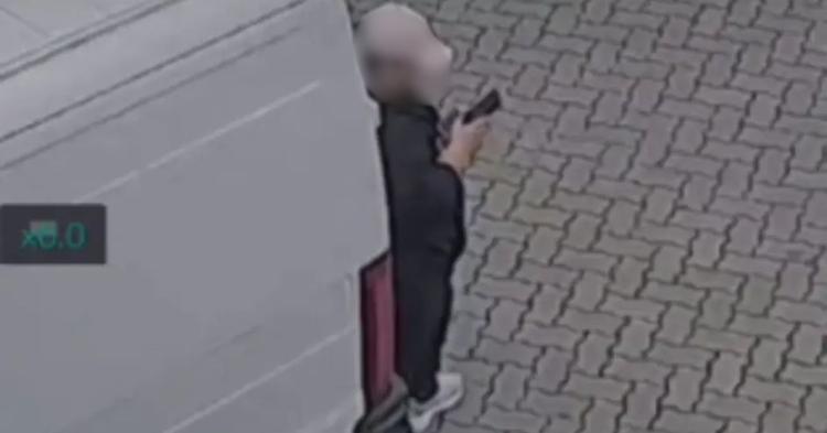 Vídeo: empresário chama a polícia após stalker que o perseguia virtualmente ir até empresa em Itapema