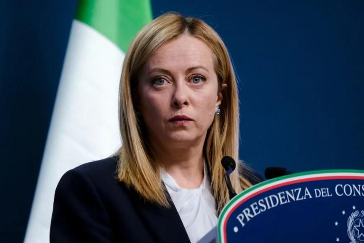 Du jamais-vu depuis la Seconde Guerre mondiale en Italie&nbsp;: Giorgia Meloni dépasse Berlusconi et rentre dans l’Histoire