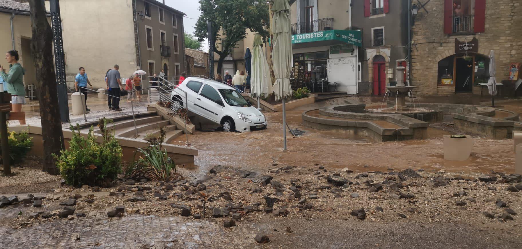 Inondations spectaculaires dans l’Hérault : découvrez les images impressionnantes