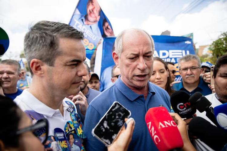 Ciro Gomes diz que apoio de Flávio Bolsonaro é 'irrelevante' no Ceará e apresenta propostas no último dia de campanha