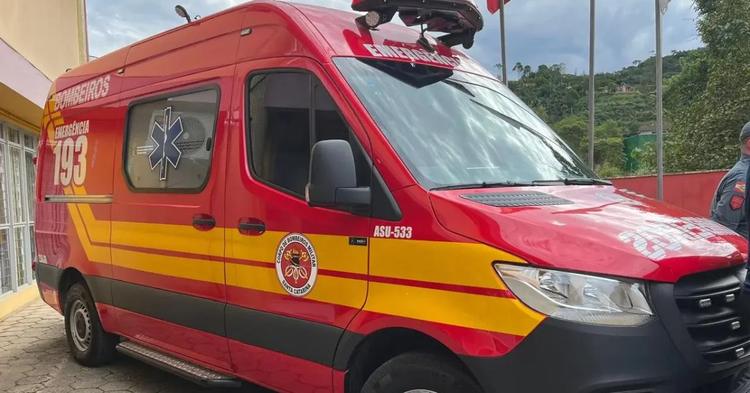 Bebê de 30 dias é salvo após se engasgar em Porto Belo