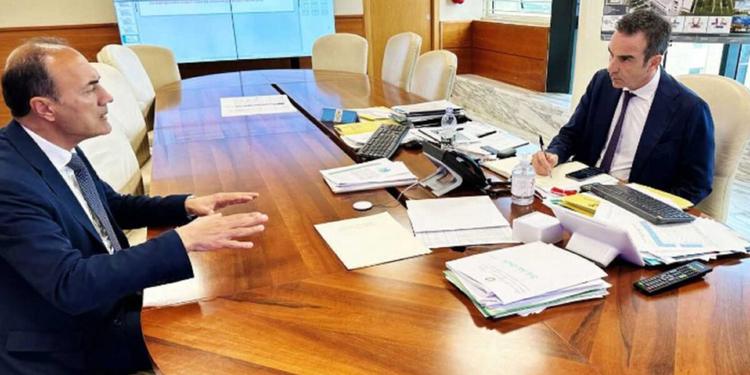Giannetta ripudiato dal centrodestra, ma le riforme in Calabria passano... dal suo voto