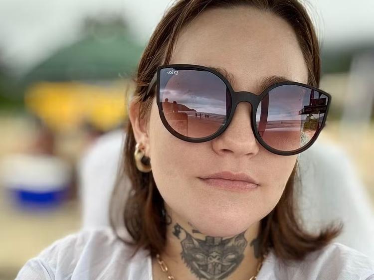 Da entrada à formatura: veja a trajetória da mulher com a 'pior dor do mundo' na faculdade
