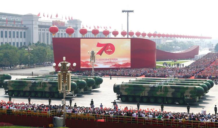 La Cina accelera sui missili: arsenale da 3.500 ordigni e fabbriche pronte al conflitto