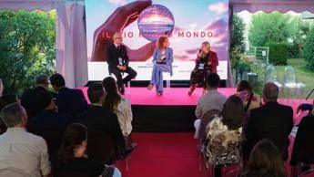 'Il mio nuovo mondo', alla Mostra del cinema docufilm su patologie respiratorie e rare