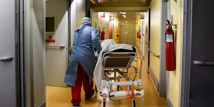 Modena, morde l'autista dell'ambulanza: arrestato al pronto soccorso