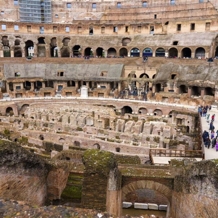 Orari di apertura più estesi per Colosseo, Pantheon e Castello Sforzesco