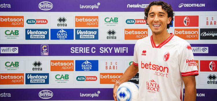 Bari, ufficiale Mendicino: contratto quinquennale per l’ex Atalanta
