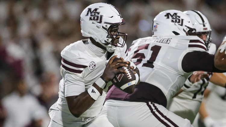 Mississippi State’s Kamario Taylor wins national QB of the week award