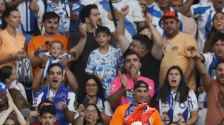 ¡A Aubameyang se le caen los goles!