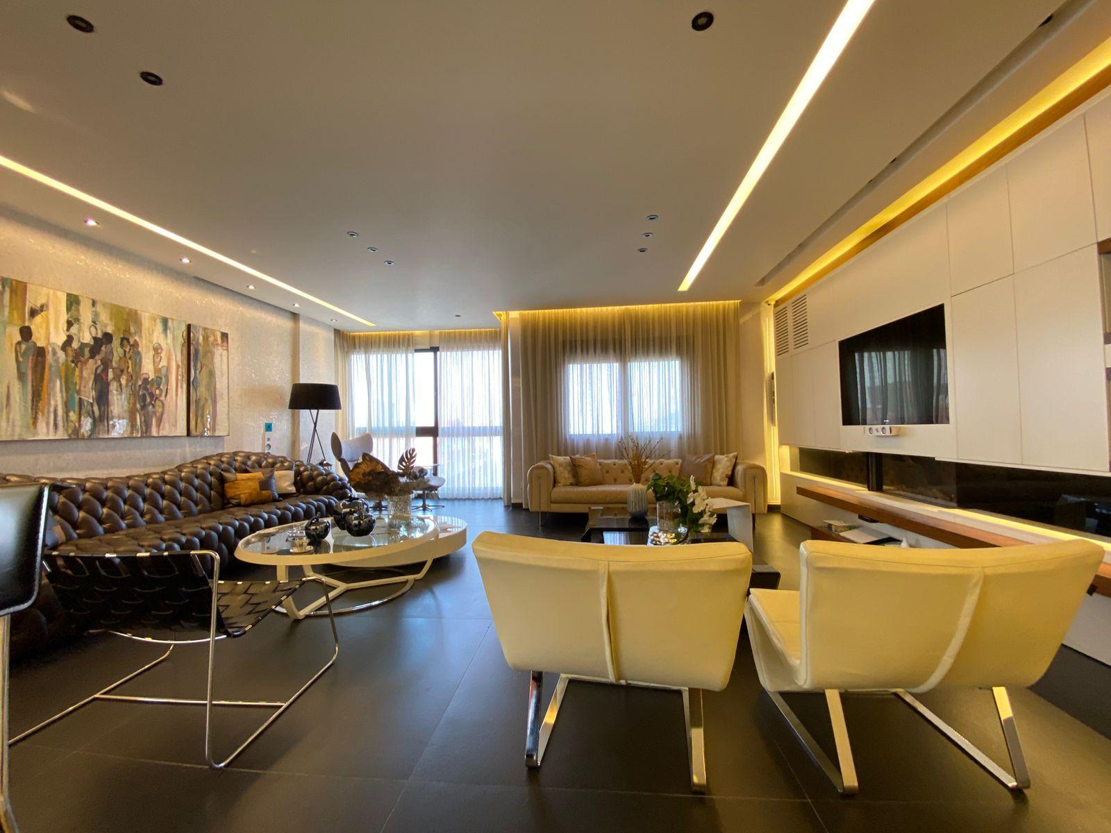 For Sale: Apartment in Dbayeh