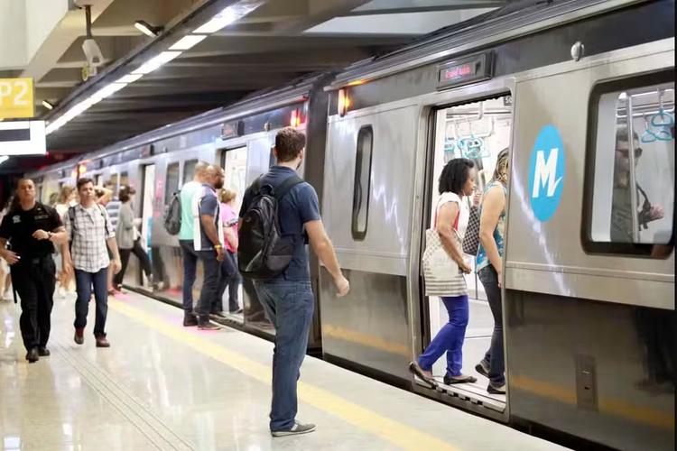'O Rio em cinco atos': metrô do Rio se tornou o mais caro do país sem inaugurar nenhuma estação