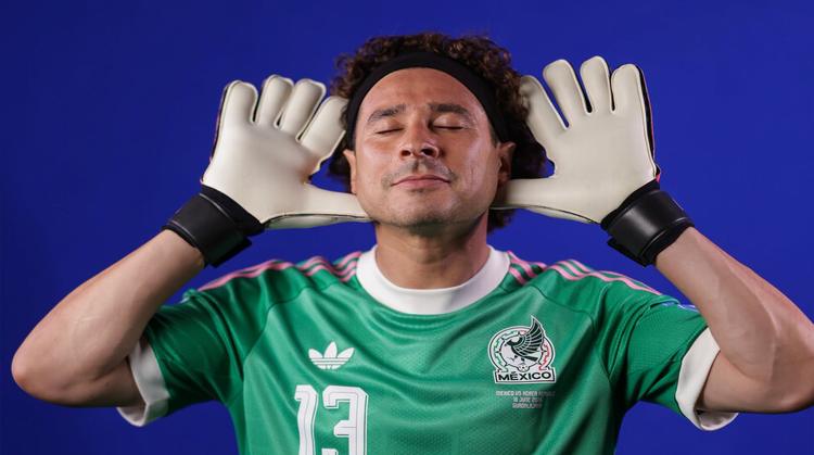 Exigen a Javier Aguirre la titularidad de Memo Ochoa en el cierre de la Fase de Grupos