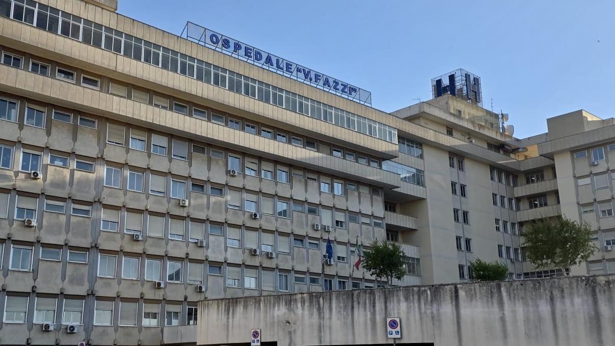 Salento, lite in famiglia: 50enne ferito gravemente con le forbici dal padre