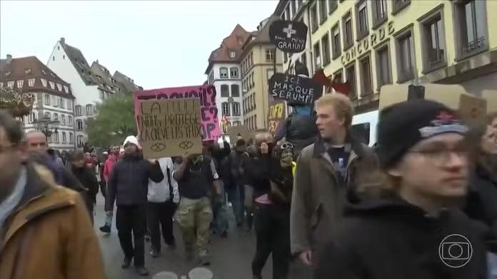 Protestos contra o aumento do custo vida se espalham pela Europa