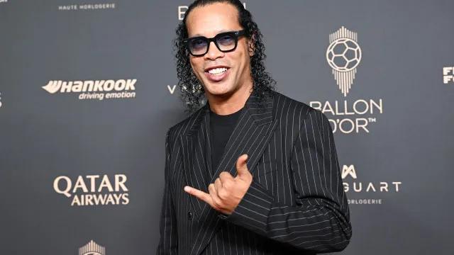 Não há nada que me prenda, então vou vivendo, diz Ronaldinho Gaúcho sobre rolês aleatórios