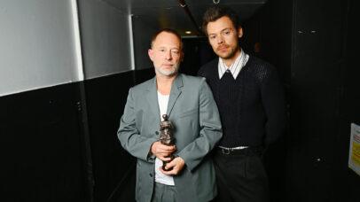 Harry Styles diz que perdeu a virgindade ao som de Radiohead: ‘É a minha banda favorita’