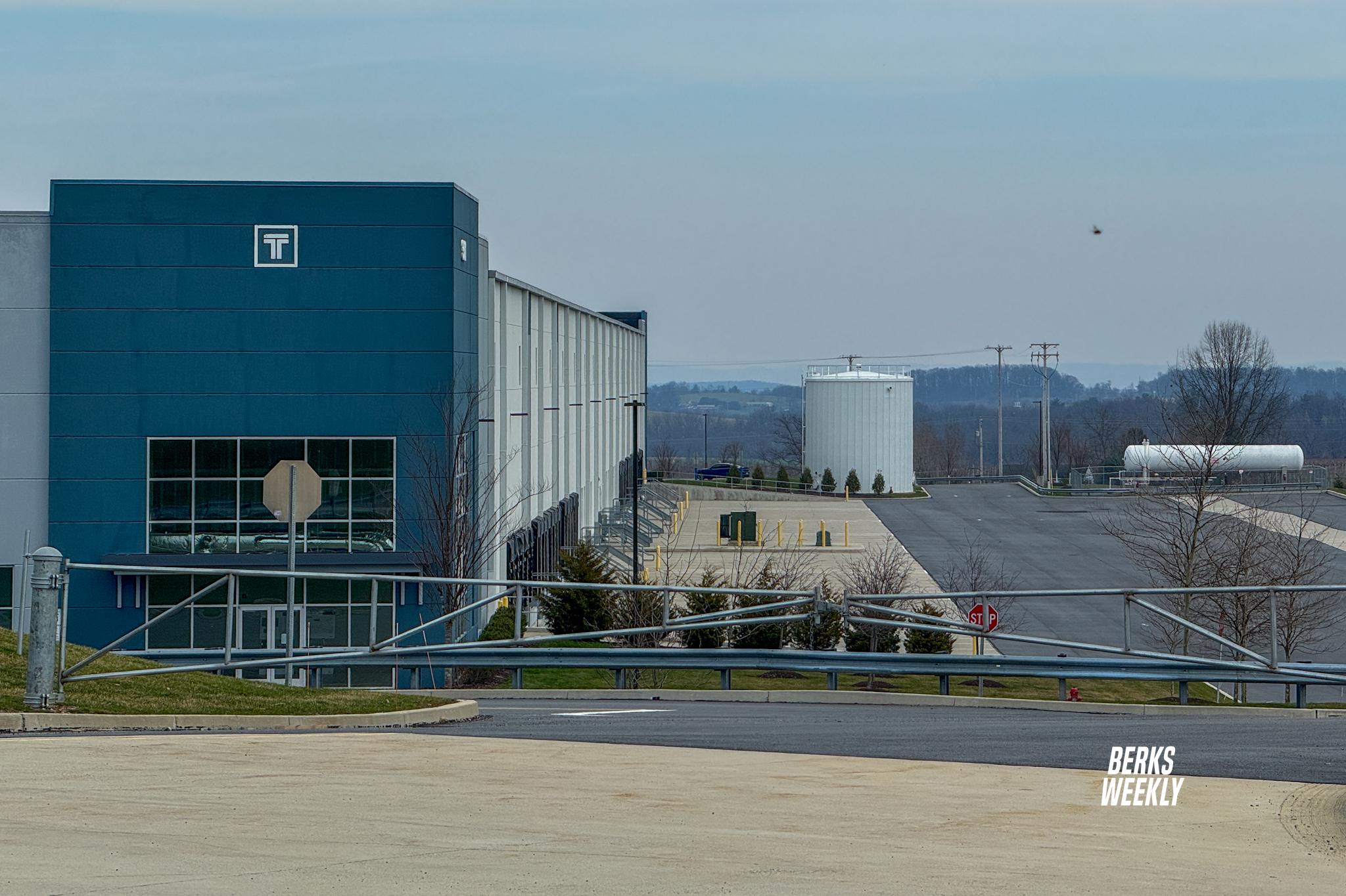 In letter to DHS Secretary Mullin, Fetterman reiterates opposition on proposed Pennsylvania ICE warehouses