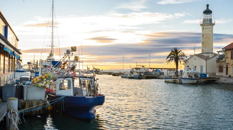 Gard : le port du Grau-du-Roi bloqué aussi par les pêcheurs