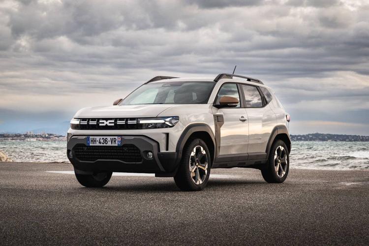 Dacia Duster, l'era dello Starkle e del design eco-smart