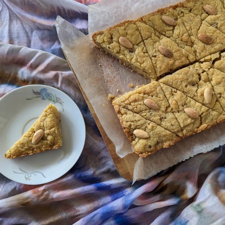 79. Syrup Semolina Cakes (& a craggly walnut cake)