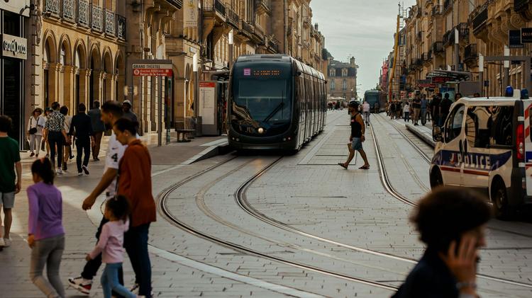 Reprise du tram à Bordeaux : le trafic relancé progressivement après la panne du matin