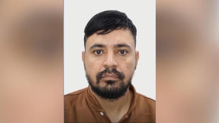 Mãe de homem que sumiu após ser filmado deixando local de acidente não consegue dormir, diz família