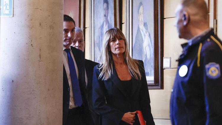 Una tasa de condena de más del 90% y un juez al mando: así funciona un jurado como el que decidirá sobre Begoña Gómez