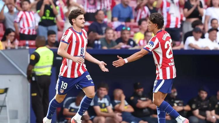 Julián sigue alimentando el sueño del Barça