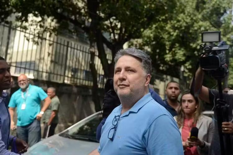 Justiça suspende direitos políticos de Garotinho; ex-governador pode ficar inelegível