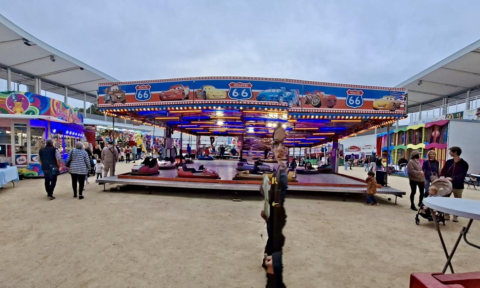 Une fête foraine pour les vacances dans les arènes du Crès