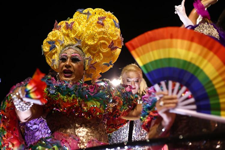 Festival LGBT+ Corpos Visíveis terá workshop de maquiagem e DJ neste domingo