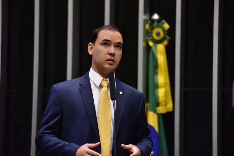 Plano de governo: Vicentinho Júnior propõe investimento industrial, integração regional e proteção às mulheres