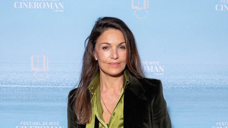 Nadia Farès placée sous coma artificiel : la comédienne de 57 ans a été retrouvée inanimée dans une piscine